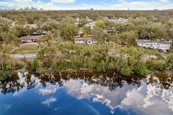 Tampa, FL 33603,5454 N RIVER SHORE DR