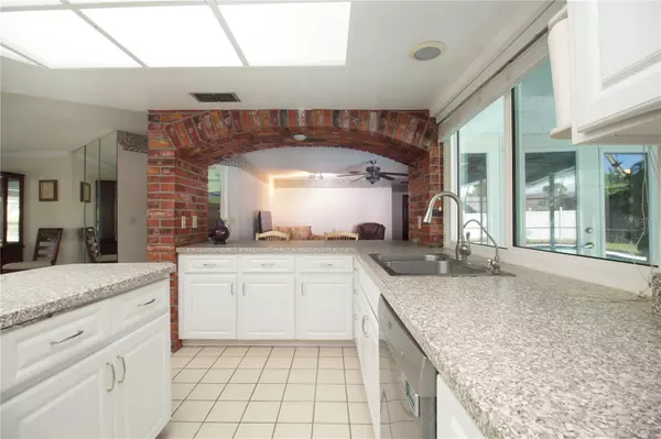 Clearwater, FL 33761,2770 WESTCHESTER DR S