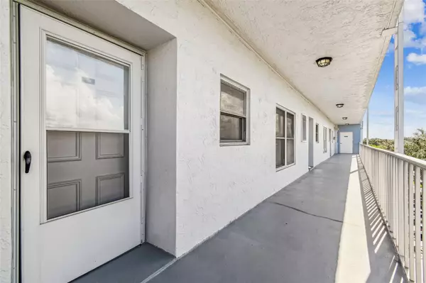 New Port Richey, FL 34652,4939 FLORAMAR TER #511
