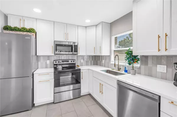 St Petersburg, FL 33711,450 47TH ST S