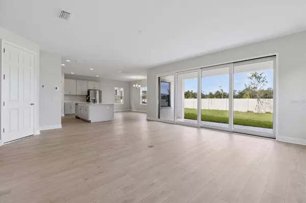 Parrish, FL 34219,8517 DOVE BOG TER