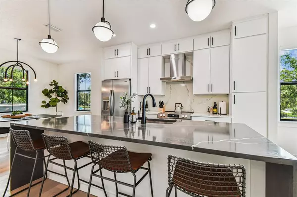 Tampa, FL 33602,801 E 3RD AVE #2