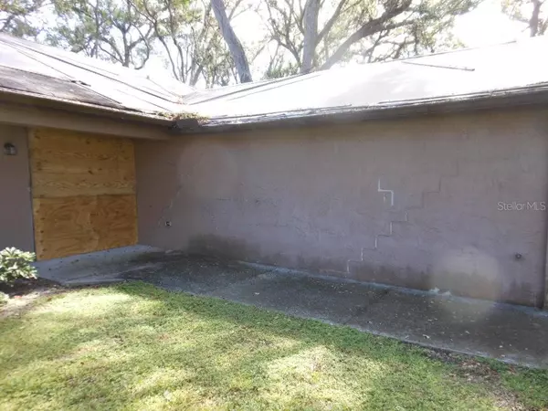 Dunedin, FL 34698,1243 ROYAL OAK DR