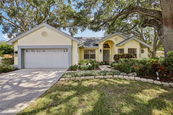 3158 SHORELINE DR, Clearwater, FL 33760