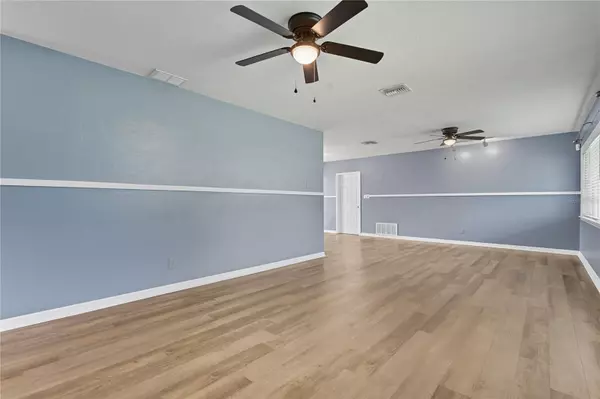 St Petersburg, FL 33703,758 42ND AVE NE