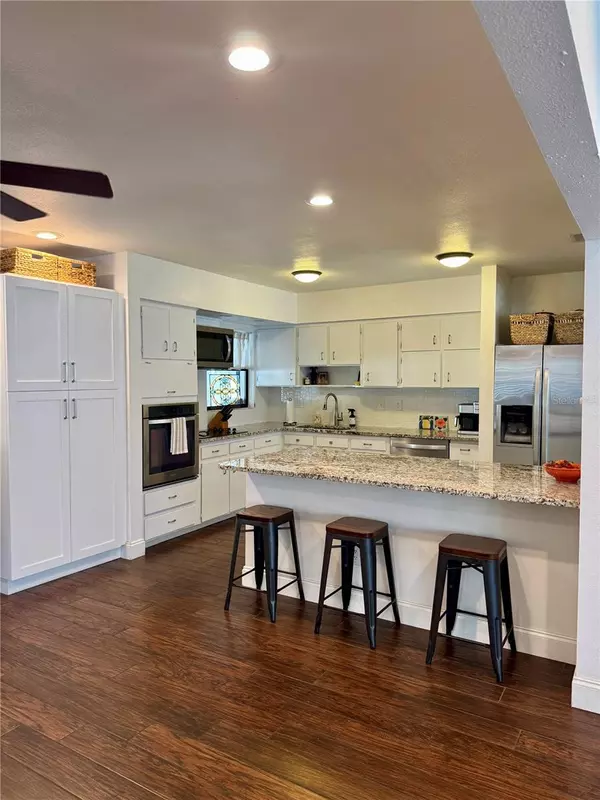 Tampa, FL 33611,3301 W ALLINE AVE