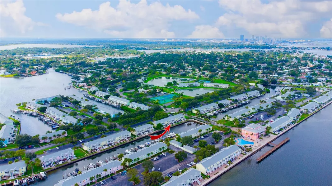 5020 BEACH DR SE #C, St Petersburg, FL 33705