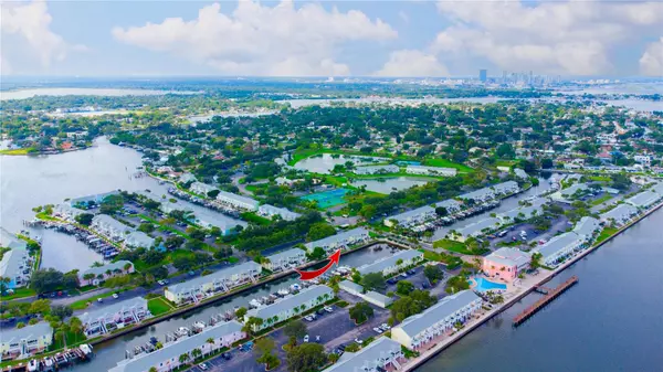 5020 BEACH DR SE #C, St Petersburg, FL 33705