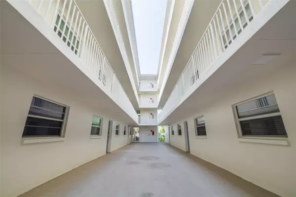 Indian Rocks Beach, FL 33785,19610 GULF BLVD #101