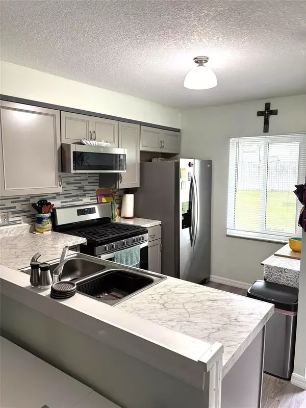 Clearwater, FL 33759,1175 MISSION CIR #1175