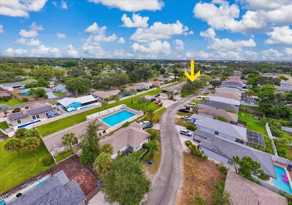Bradenton, FL 34209,6104 39TH AVE W