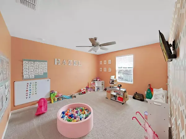 Dade City, FL 33525,38511 HONEYSUCKLE DR