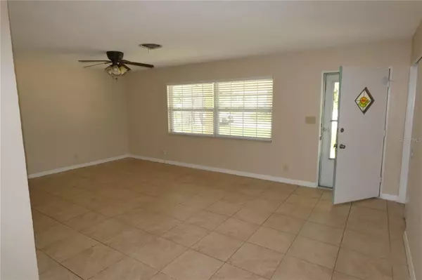 St Petersburg, FL 33710,2840 52ND LN N