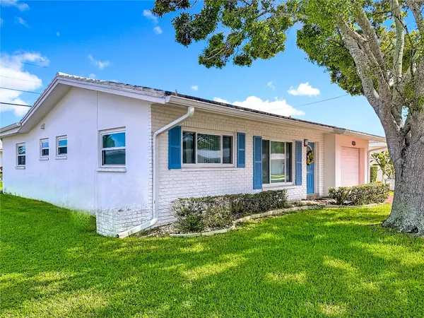 Pinellas Park, FL 33782,9625 45TH WAY #.