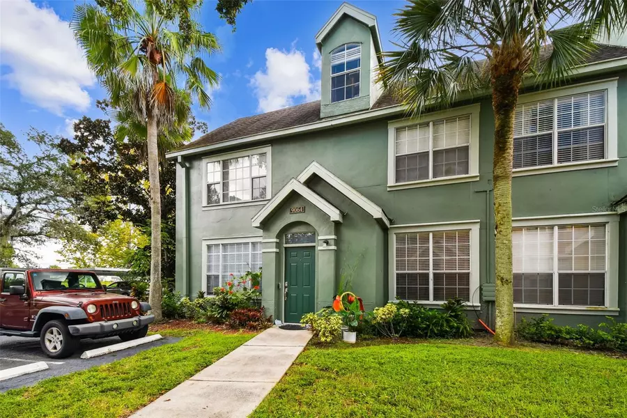 9064 LAKE CHASE ISLAND WAY, Tampa, FL 33626