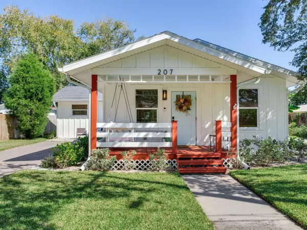 207 W IDLEWILD AVE, Tampa, FL 33604