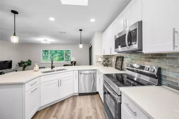 12501 SHADOW RIDGE BLVD, Hudson, FL 34669