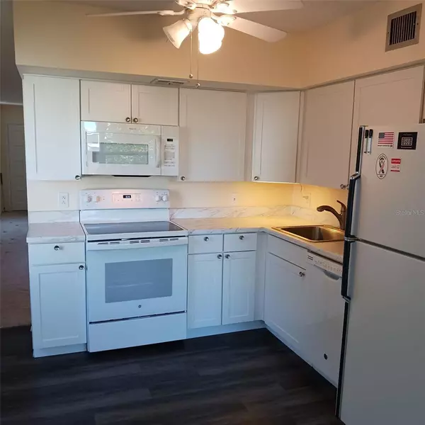 Clearwater, FL 33763,2467 FINLANDIA LN #57