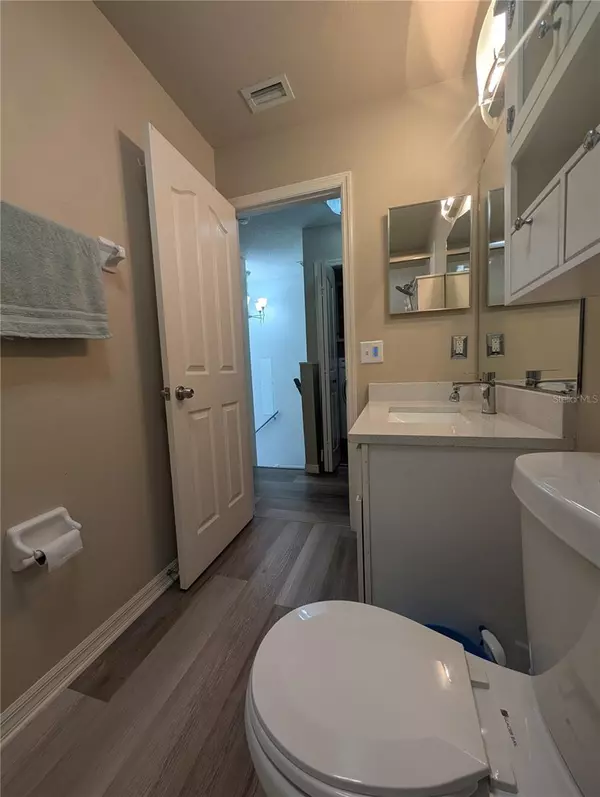 Tampa, FL 33624,4321 DEERMONT CIR