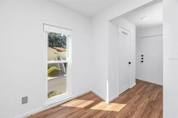 Largo, FL 33770,501 E BAY DR #204
