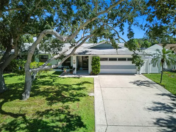 St Petersburg, FL 33703,4261 14TH ST NE