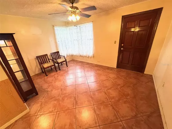St Petersburg, FL 33710,6948 9TH AVE N