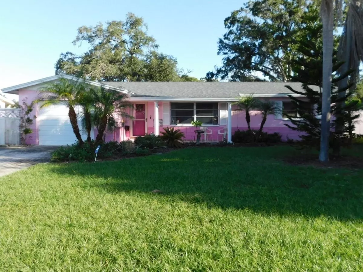 St Petersburg, FL 33702,1897 74TH AVE N