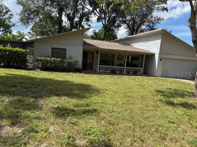 9880 W BAY ST, Seminole, FL 33776
