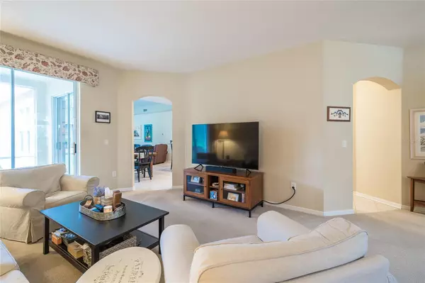 Tampa, FL 33647,9402 AZALEA RIDGE CIR