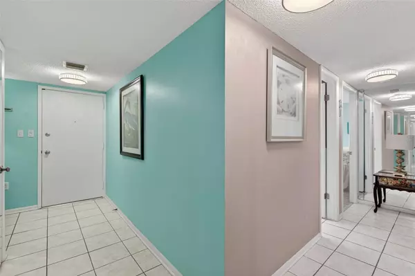 Clearwater Beach, FL 33767,440 S GULFVIEW BLVD #1501