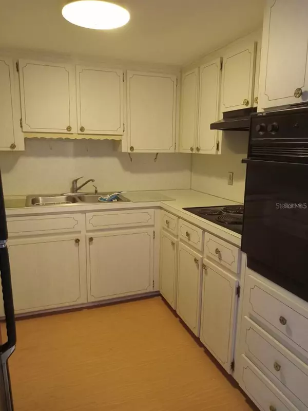 Clearwater, FL 33763,2462 BRAZILIA DR #64