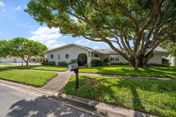 11040 141ST WAY, Largo, FL 33774