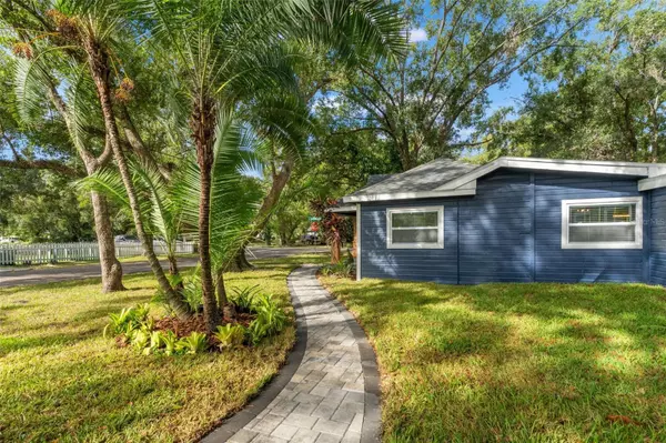 Tampa, FL 33604,1715 W HOLLYWOOD ST