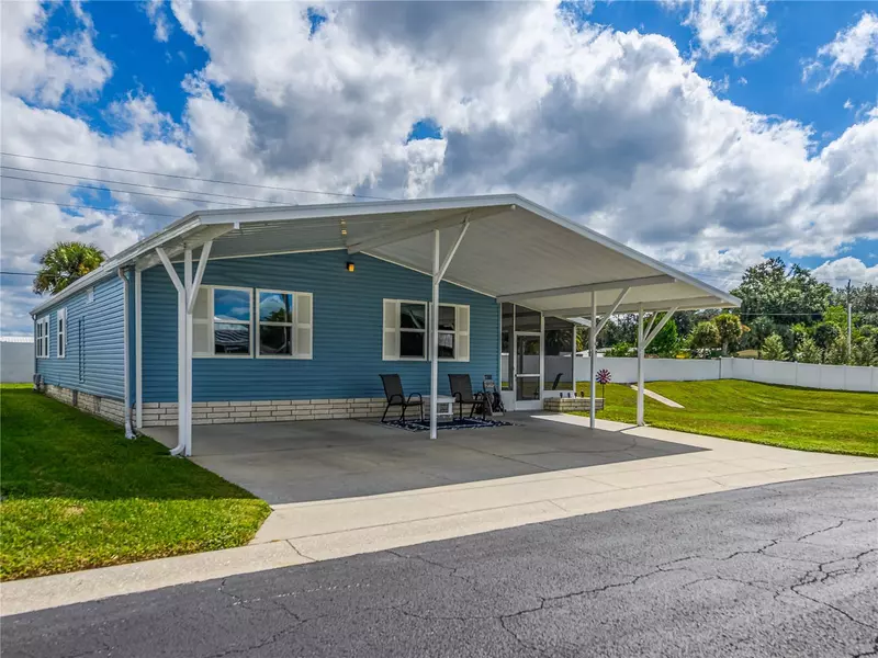 4050 CAREFREE WAY, Zephyrhills, FL 33541