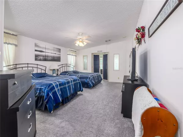 Zephyrhills, FL 33541,4050 CAREFREE WAY