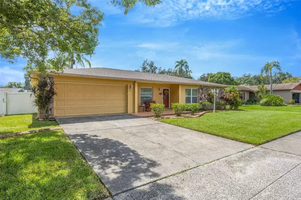 Valrico, FL 33594,1205 BRANDON LAKES AVE