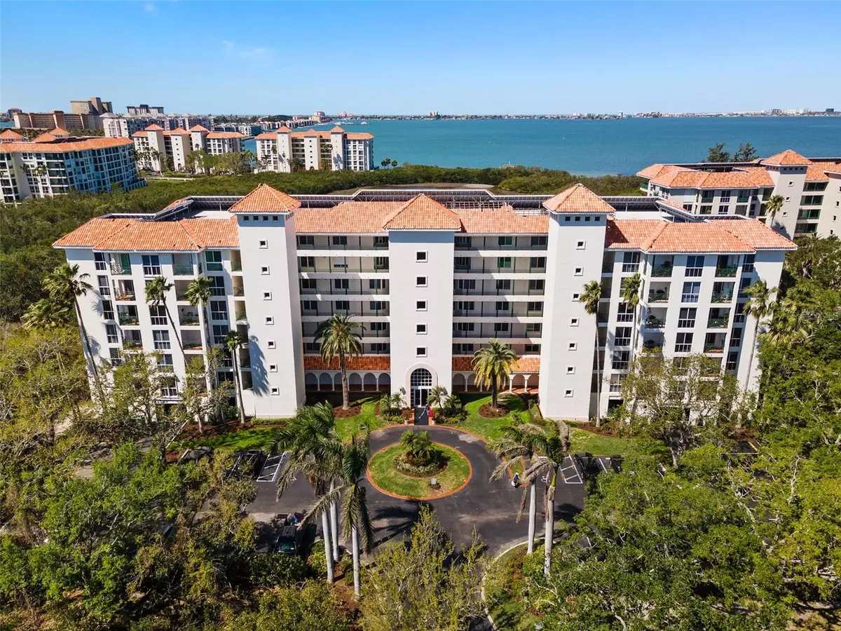 St Petersburg, FL 33711,4750 DOLPHIN CAY LN S #209