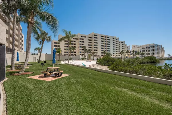 Hudson, FL 34667,6035 SEA RANCH DR #306