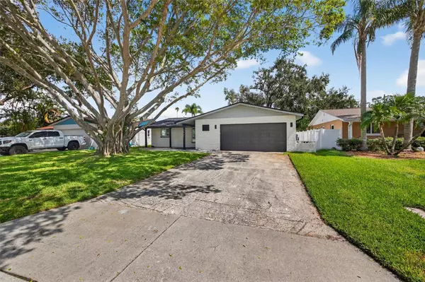St Petersburg, FL 33703,3927 HELENA ST NE