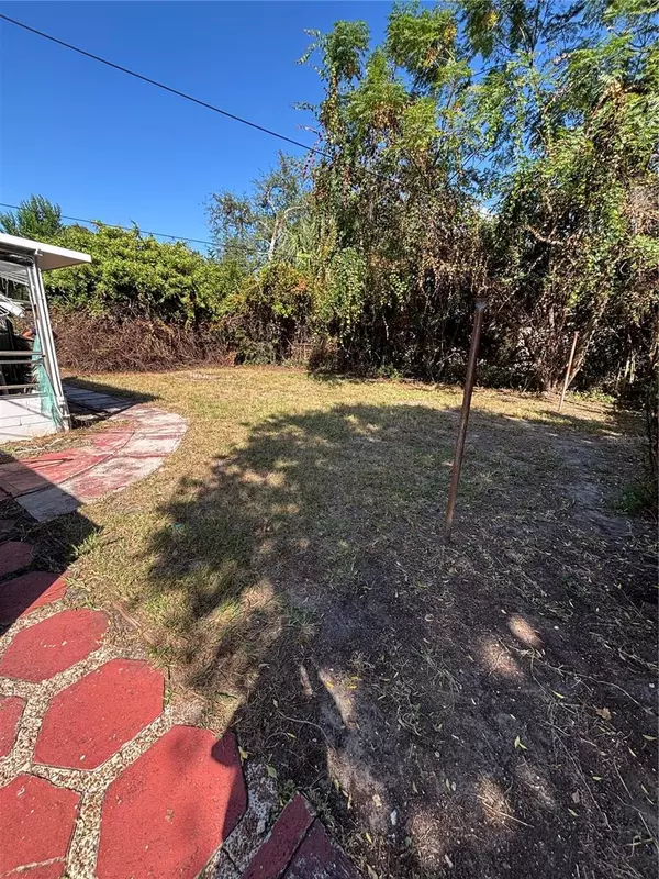 St Petersburg, FL 33705,5550 5TH WAY S