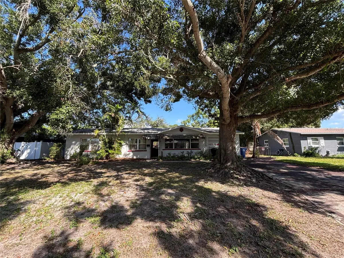 St Petersburg, FL 33705,5550 5TH WAY S