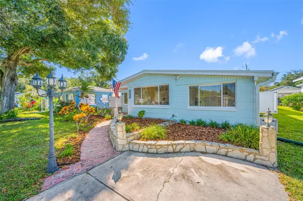 St Petersburg, FL 33713,1652 24TH AVE N
