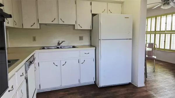 Clearwater, FL 33763,2321 ECUADORIAN WAY #61