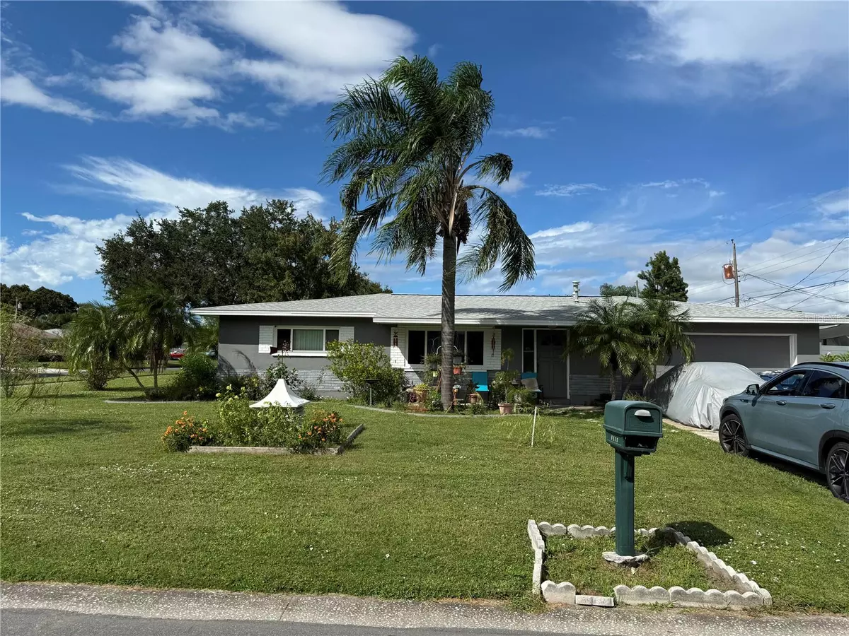 Largo, FL 33771,2301 FAIRLANE DR