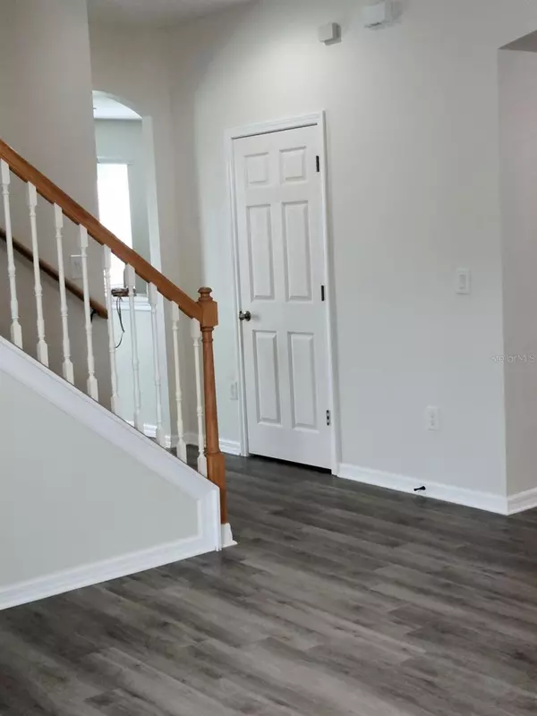 Ruskin, FL 33570,1105 WINDTON OAK DR