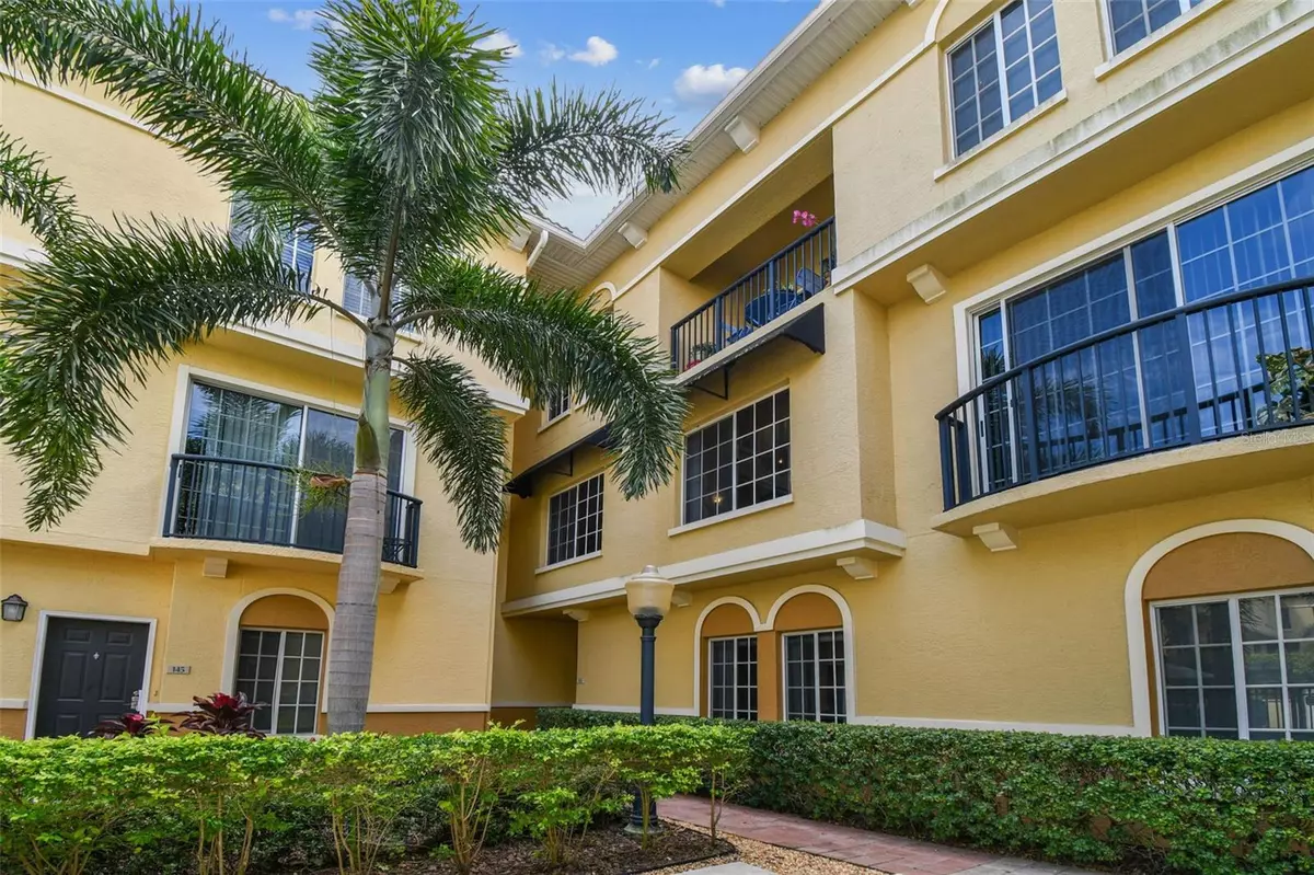 Tampa, FL 33609,143 GRAND BEACH PL #143