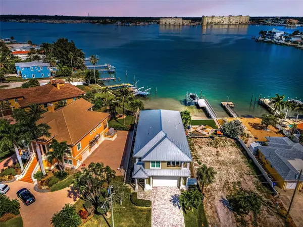 Madeira Beach, FL 33708,15459 2ND ST E