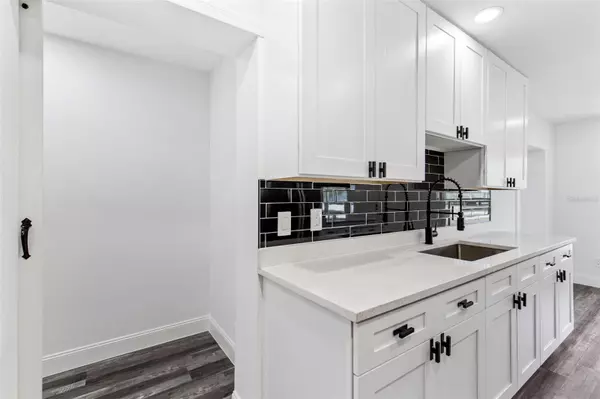 Tampa, FL 33605,2616 E 21ST AVE