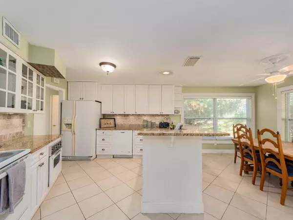 Largo, FL 33770,3425 HIGH BLUFF DR