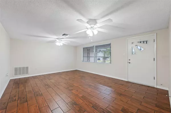 Port Richey, FL 34668,10315 PASTEL LN